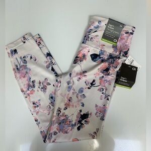 NWT GAP Fit Eclipse Floral Leggings
